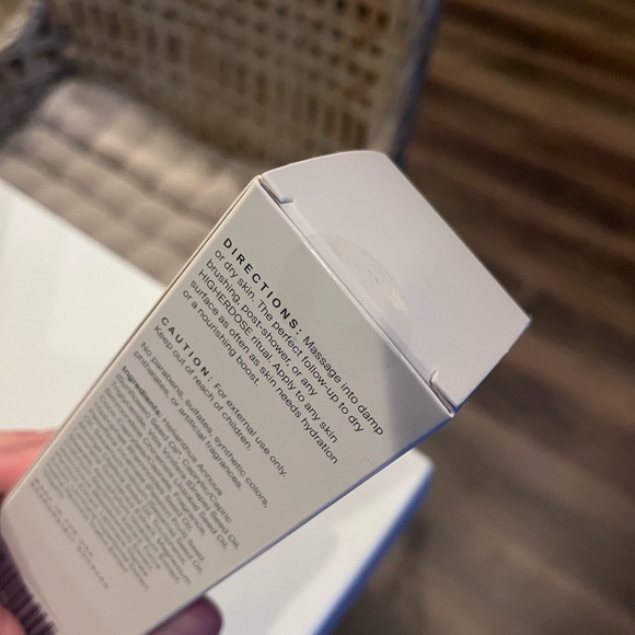 Higher dose Oxytocin Oil - new in box - Picture 3 of 4